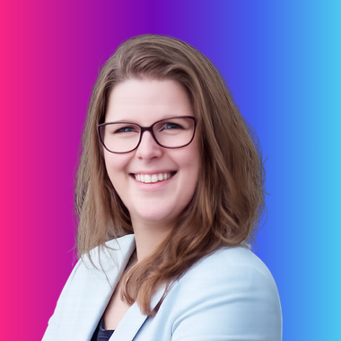 Portrait von Marina Linde, Gründerin und Interim CDO bei Marina Linde Consulting